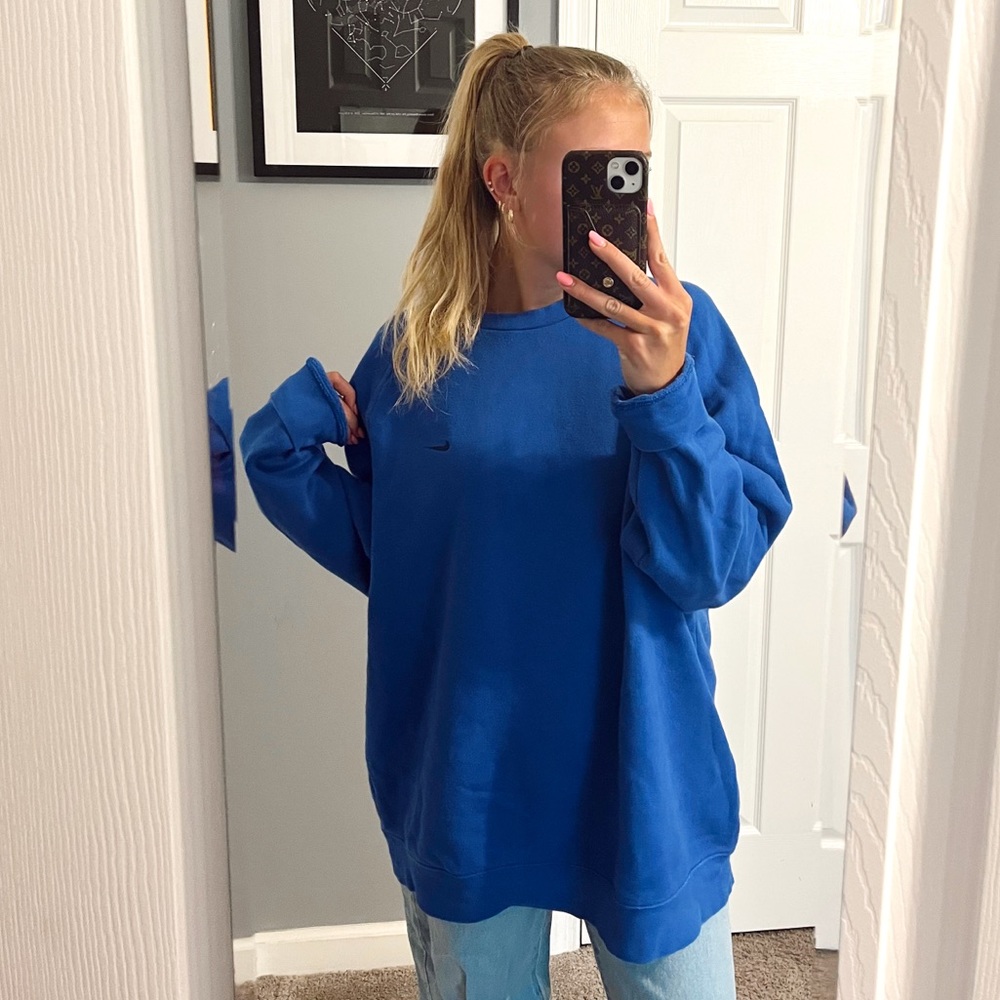 Nike Blue Vintage Crewneck - Picture 1 of 5